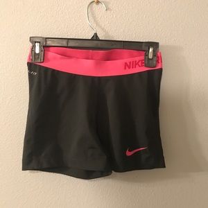 black nike pros